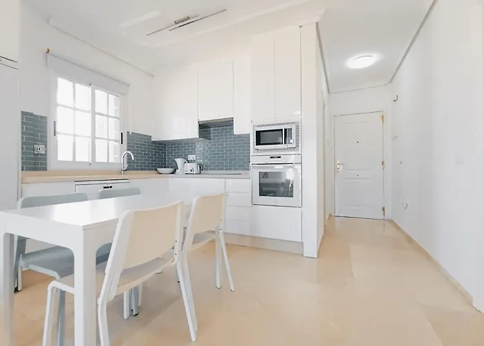 Charming & Sunny With Ocean View Daire *