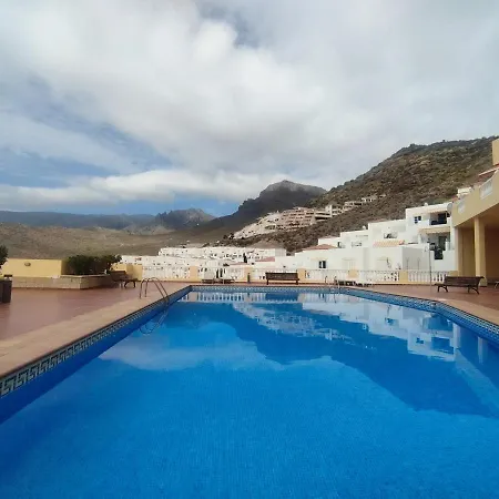 Charming & Sunny With Ocean View Apartamento