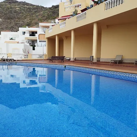 Charming & Sunny With Ocean View