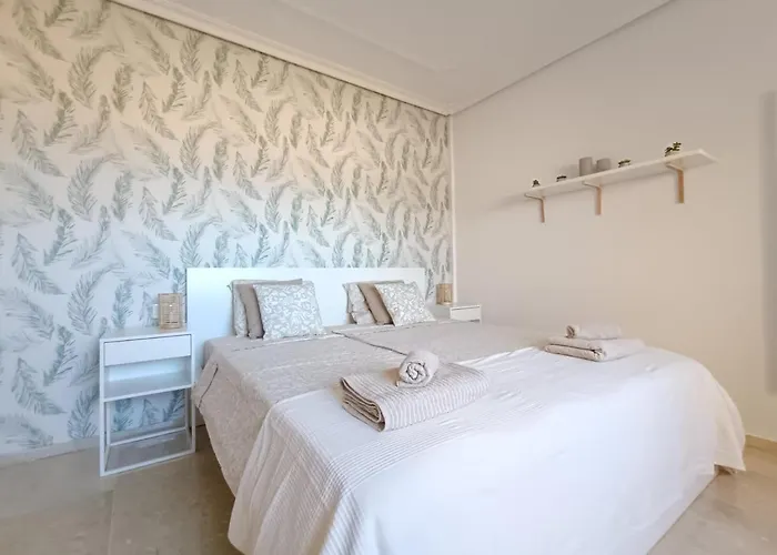 Charming & Sunny With Ocean View