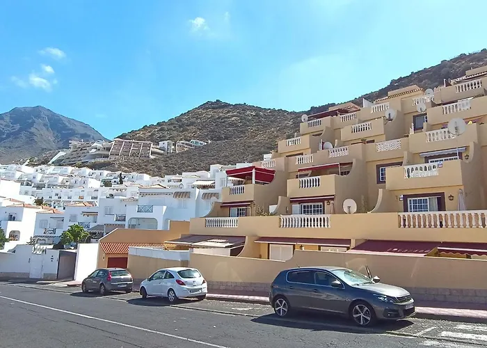 Charming & Sunny With Ocean View Apartament *