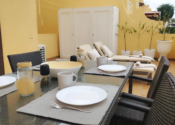 Charming & Sunny With Ocean View *